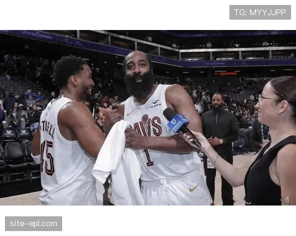 骑士主场力克国王 哈登首秀贡献关键助攻锁定胜局